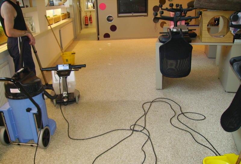 Hard Floor cleaned at a ladies hair dressing Salon by Tile Doctor Essex